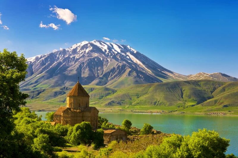 VAN  KARS İSHAKPAŞA SARAYI MURADİYE ŞELALESİ